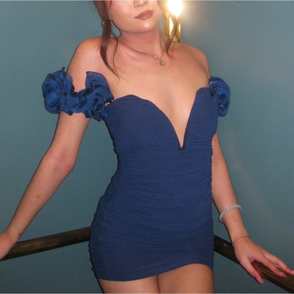 Navy blue scrunched mini dress